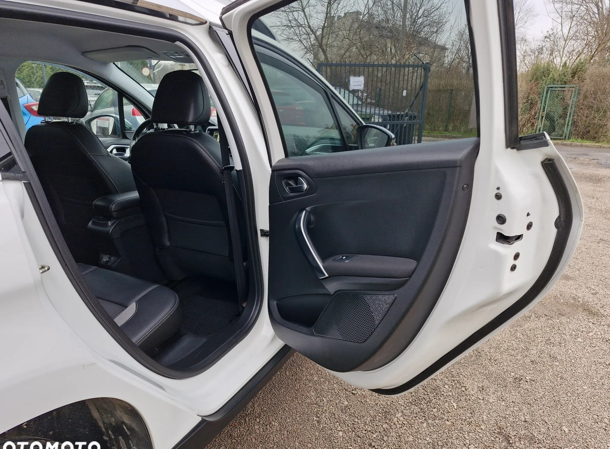 Peugeot 2008 cena 43900 przebieg: 146000, rok produkcji 2014 z Będzin małe 781
